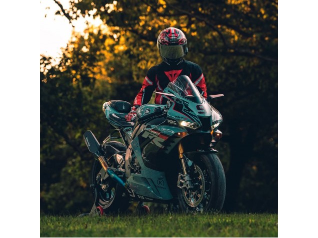 Erschwingliche Honda CBR1000RR-R Motorrad Verkleidung 2020-2023 - Nardo Grau Glanzendes Schwarz HRC 9