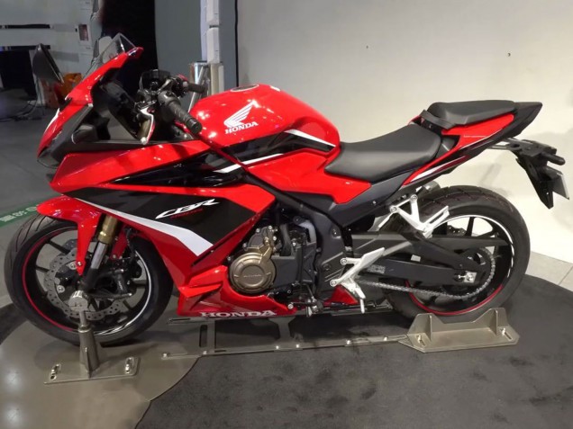 Erschwingliche Honda CBR400R Motorrad Verkleidung 2022 - Rot Weiss Glanzendes Schwarz