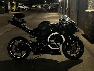 Erschwingliche Kawasaki ZX10R Motorrad Verkleidung 2006-2007 - Glanzendes Schwarz Weiss Kreis