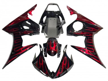 Erschwingliche Yamaha YZF 600 R6 Motorrad Verkleidung 2005 - Schwarz mit Rot Flamme