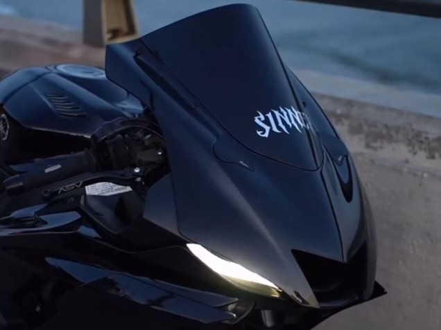 Erschwingliche Yamaha YZF 600 R6 Motorrad Verkleidung 2017-2023 - Glanzendes Schwarz