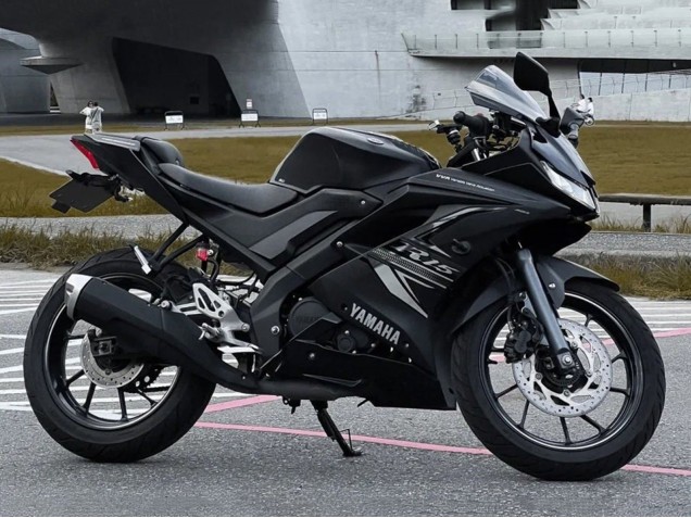 Erschwingliche Yamaha YZF R15 Motorrad Verkleidung 2018-2024 - Matt Schwarz