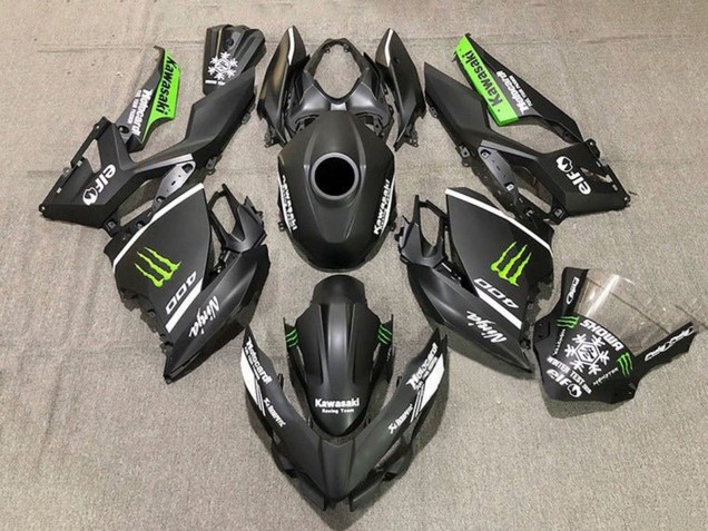 Erschwingliche Kawasaki Ninja 400 Motorrad Verkleidung 2018-2024 - Matt Schwarz Weiss Grun Monster Schnee