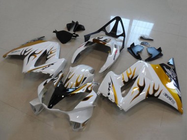 Erschwingliche Honda VFR 800 Motorrad Verkleidung 2002-2013 - Weiss Gold Flamme