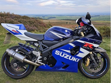 Erschwingliche Suzuki GSXR 600 Motorrad Verkleidung 2004-2005 - Blau Weiss Rot